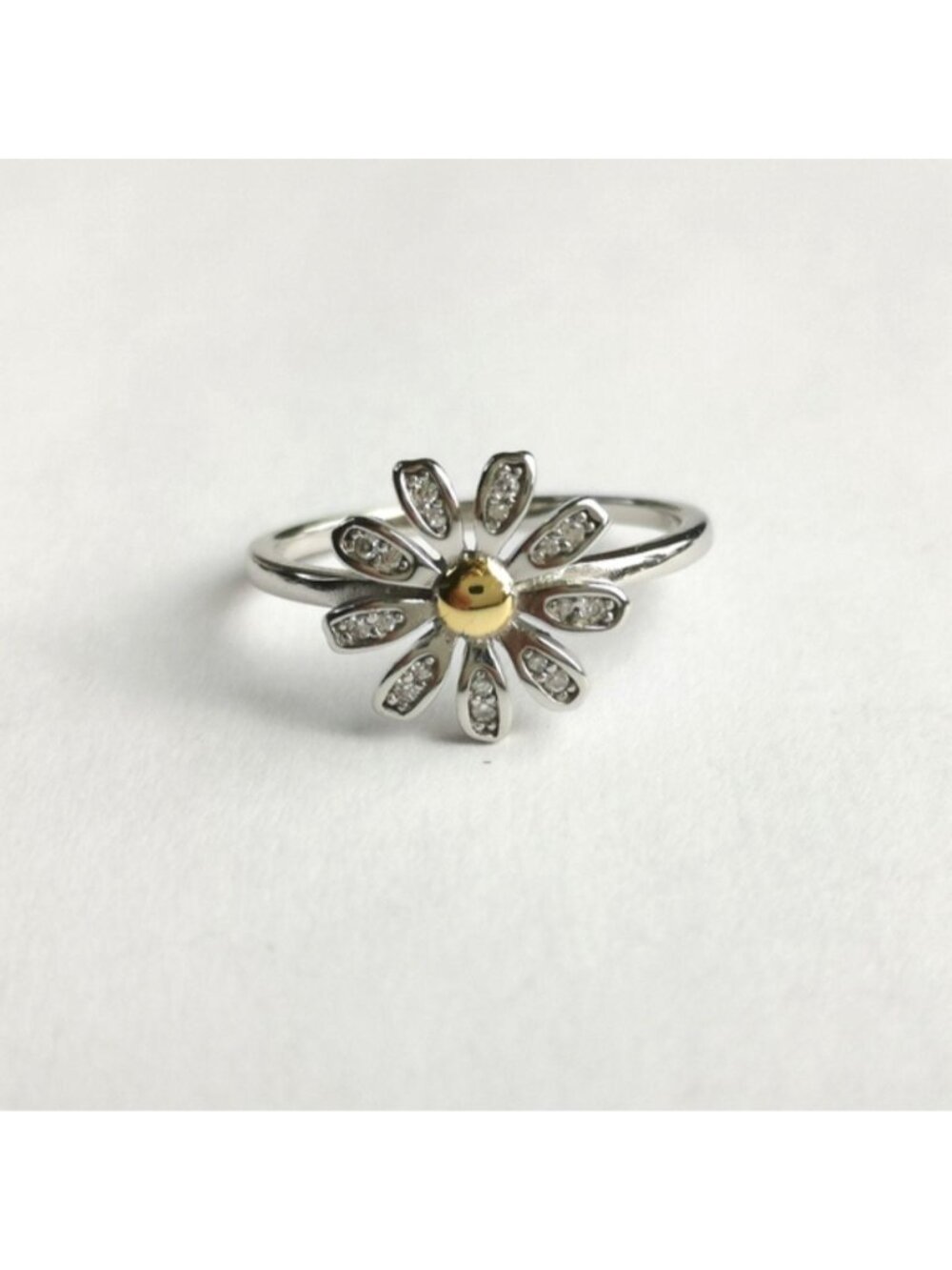 Sterling Silver Daisy Flower flower ring size 8 🆕